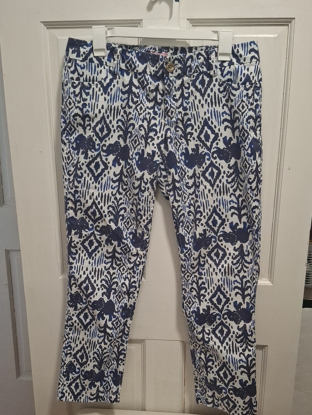 Lilly Pulitzer Navy and White Cropped Printed Ankle Pants
